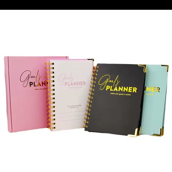 Pink Goals Planner - Picture 4 of 4